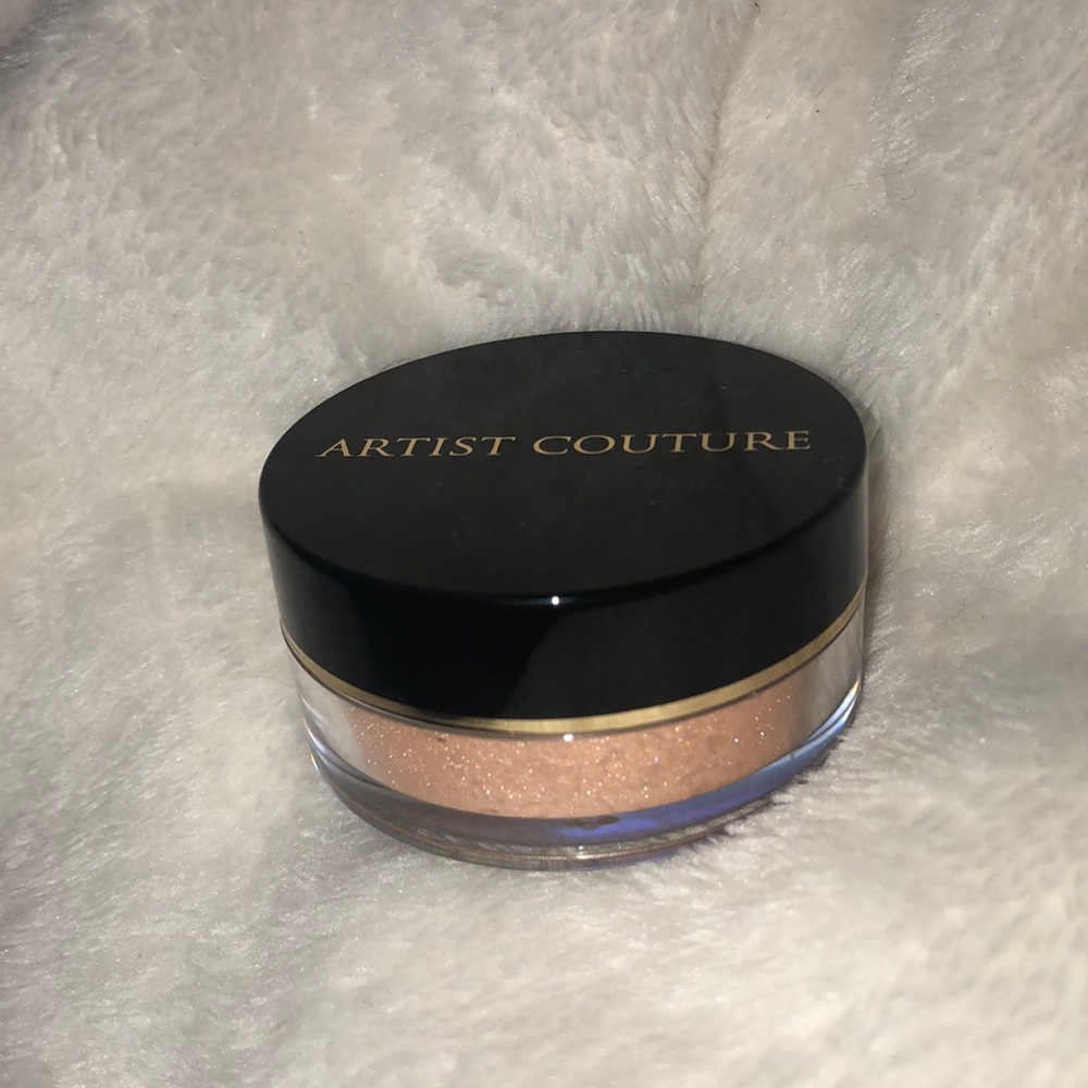 Artist Couture Diamond Glow Powder in Summer Haze